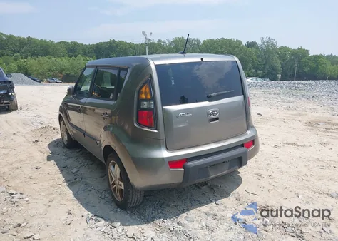 2011 Kia Soul + z USA, uszkodzony, nr VIN KNDJT2A2XB7204564